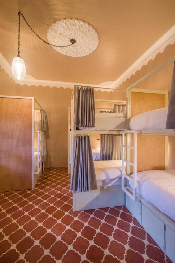 Bed in Gemengde Slaapzaal met 8 Bedden